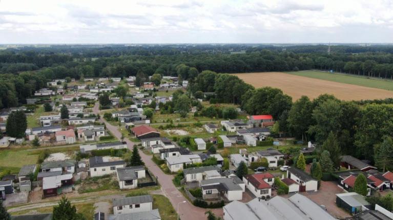 Nieuw - Luxe Blokhut Chalet In Bosrijke Omgeving Anloo Ngoại thất bức ảnh