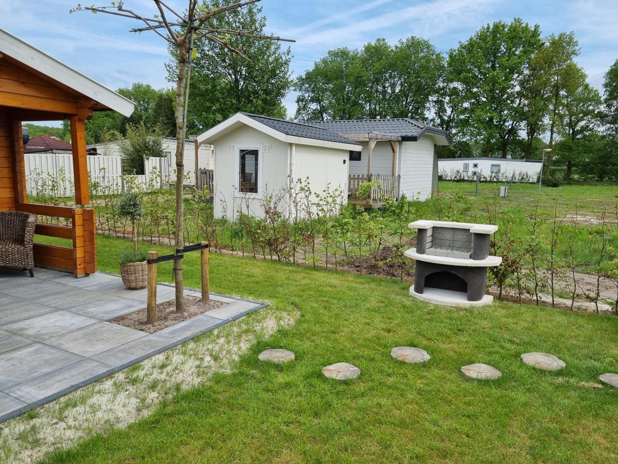 Nieuw - Luxe Blokhut Chalet In Bosrijke Omgeving Anloo Ngoại thất bức ảnh